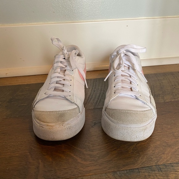 Low Top Nike Blazers (pink) - Picture 5 of 5